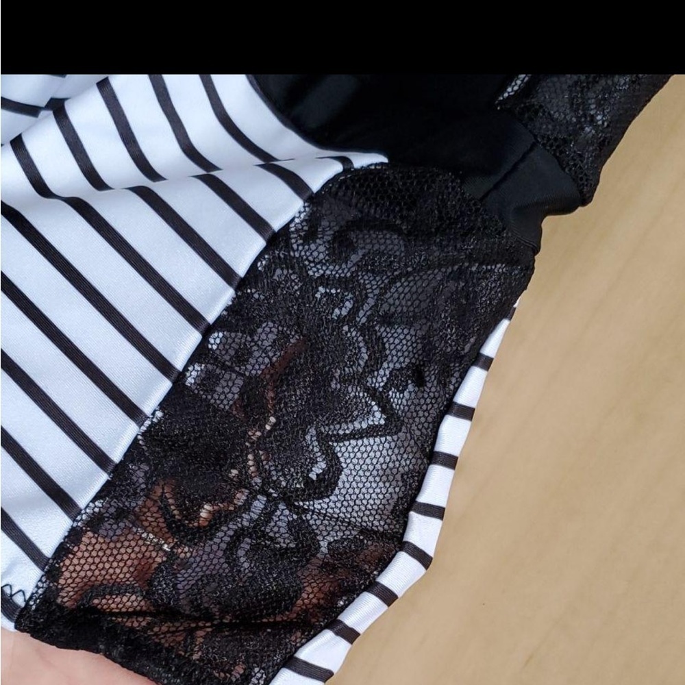 Source Unknown Black and White Striped One Shoulder Swimsuit - Picture 3 of 6